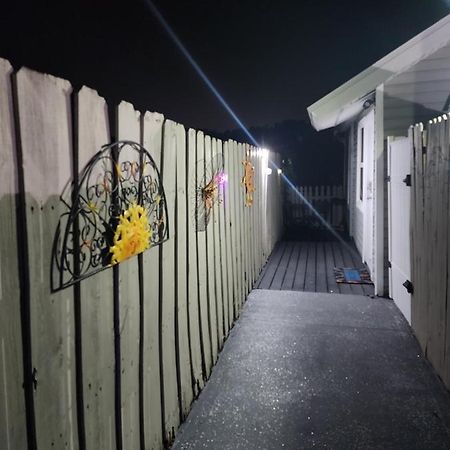 Diamond 2 Apartment Tampa Luaran gambar