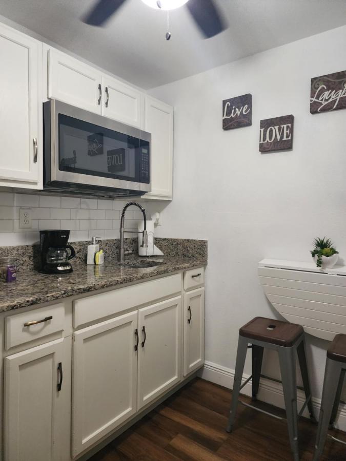 Diamond 2 Apartment Tampa Luaran gambar
